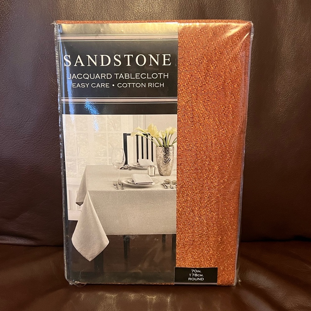 NWT Round Fall Tablecloth